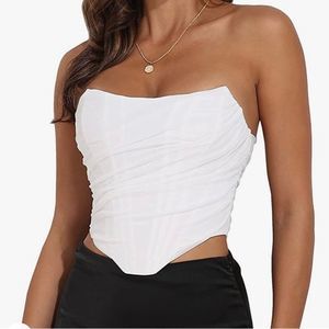 White corset top size 0-2 never worn brand new